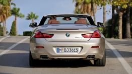 BMW Seria 6 Cabrio 2012 - widok z tyłu