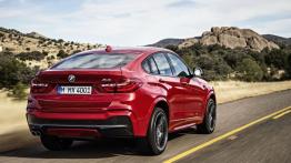 BMW X4 (2015) - widok z tyłu