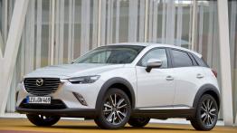 Mazda CX-3 SKYACTIV-G (2015) - lewy bok