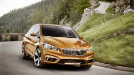 BMW Concept Active Tourer Outdoor (2013) - widok z przodu