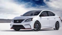 Nissan Sentra Nismo Concept (2013) - widok z przodu