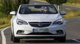 Opel Cascada 1.6 SIDI Turbo (2013) - widok z przodu