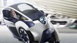 Toyota i-Road Concept (2013) - widok z przodu