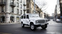 Land Rover Defender Electric Concept (2013) - widok z przodu