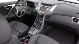 Hyundai Elantra Coupe 2013 - pełny panel przedni