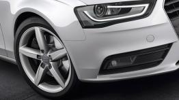 Audi A4 B8 Avant Facelifting 2.0 TFSI 211KM 155kW 2012-2013