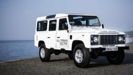 Land Rover Defender Electric Concept (2013) - widok z przodu