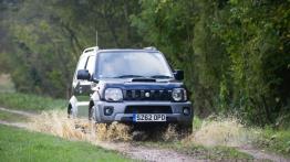 Suzuki Jimny Facelifting (2013) - widok z przodu