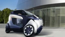 Toyota i-Road Concept (2013) - prawy bok