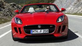 Jaguar F-Type V8S Salsa Red - widok z przodu