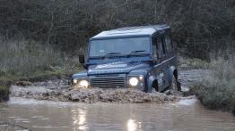 Land Rover Defender Electric Concept (2013) - widok z przodu