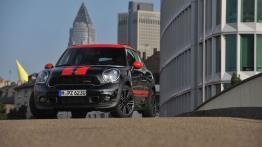 Mini Countryman John Cooper Works Facelifting - widok z przodu