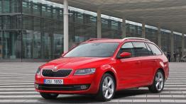 Skoda Octavia III Kombi TSI (2013) - widok z przodu