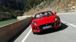 Jaguar F-Type V8S Salsa Red - widok z przodu