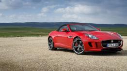 Jaguar F-Type V8S Salsa Red - widok z przodu