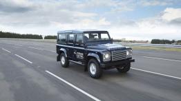 Land Rover Defender Electric Concept (2013) - widok z przodu