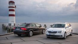 Skoda Superb II Liftback Facelifting (2013) - widok z tyłu