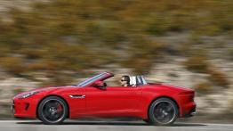 Jaguar F-Type V8S Salsa Red - lewy bok