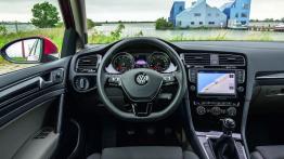 Volkswagen Golf VII Variant (2013) - kokpit