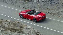 Jaguar F-Type V8S Salsa Red - widok z góry