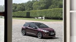 DS 3 Cabrio (Citroen) 1.2 VTi 82KM 60kW 2013-2014