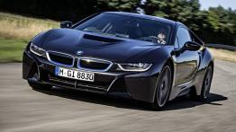 BMW i8 (2014) - widok z przodu