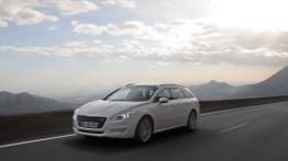 Peugeot 508 I SW 2.0 HDi FAP 140KM 103kW 2011-2014