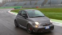 Abarth 695 Biposto (2014) - widok z przodu