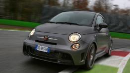 Abarth 695 Biposto (2014) - widok z przodu