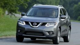 Nissan Rogue 2014 - widok z przodu