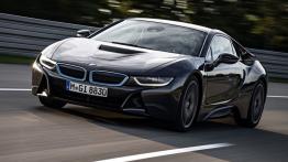 BMW i8 (2014) - widok z przodu