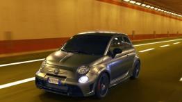 Abarth 695 Biposto (2014) - widok z przodu