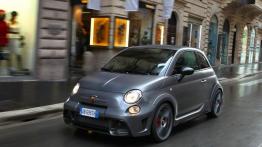 Abarth 695 Biposto (2014) - widok z przodu