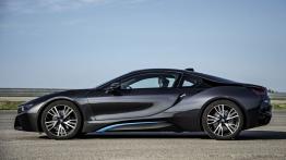 BMW i8 (2014) - lewy bok