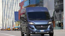 Fiat Ducato III Facelifting Panorama (2014) - widok z przodu