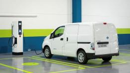 Nissan e-NV200 Van (2014) - widok z tyłu