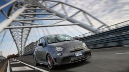 Abarth 695 Biposto (2014) - widok z przodu