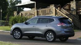 Nissan Rogue 2014 - lewy bok