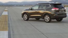 Nissan Rogue 2014 - lewy bok