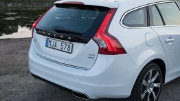 Volvo V60 Plug-In Hybrid Facelifting (2014) - pokrywa bagażnika - zamknięta