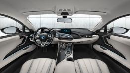 BMW i8 (2014) - pełny panel przedni