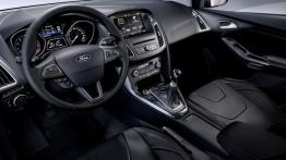 Ford Focus III Hatchback Facelifting (2014) - pełny panel przedni