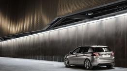 Peugeot 308 II (2014) - widok z tyłu