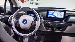 BMW i3 (2014) - kokpit