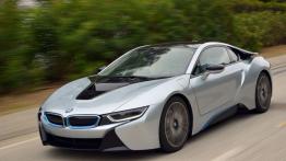 BMW i8 (2014) - widok z przodu