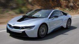 BMW i8 (2014) - widok z przodu