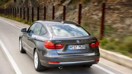 BMW 320d Gran Turismo (2014) - widok z tyłu