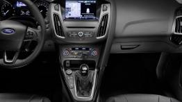 Ford Focus III Hatchback Facelifting (2014) - konsola środkowa