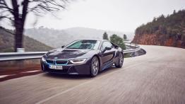 BMW i8 (2014) - widok z przodu