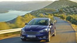 Ford Focus III Hatchback Facelifting (2014) - widok z przodu